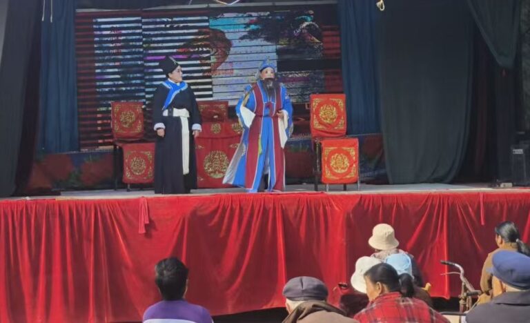 Gaozhuang promove mudança de costumes com ópera tradicional no início do inverno