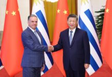 Xi Jinping defende aprofundar parceria estratégica entre China e Uruguai em múltiplos setores