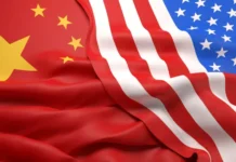 China defende diálogo com EUA, mas critica investigações unilaterais e eleva tensão comercial China e EUA mantém diálogos comerciais