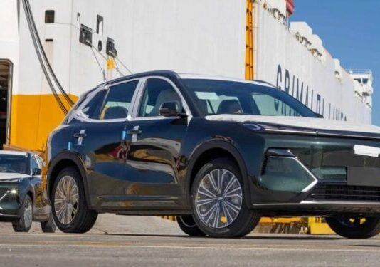 Geely desafia avanço da BYD e mira protagonismo no mercado brasileiro de elétricos Geely fará investimentos no mercado brasileiro