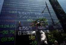 Mercados da China e de Hong Kong reagem após promessa de novos investimentos em tecnologia