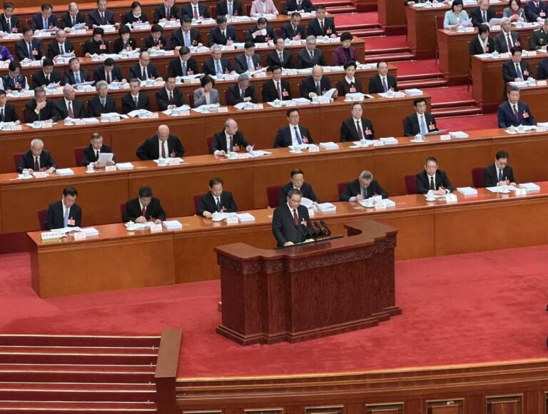O que acontece na China impacta o mundo: abertura da Assembleia Popular Nacional estabelece meta de crescimento de 5%, e Brasil vislumbra oportunidades