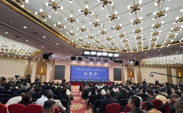 Coletiva econômica das “Duas Sessões” da China: novas estratégias econômicas para 2026 e impactos globais