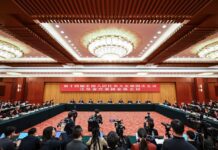 Dia Aberto da Delegação de Jiangsu nas “Duas Sessões” da China: inovação tecnológica e a liga “Suchao” atraem grande atenção