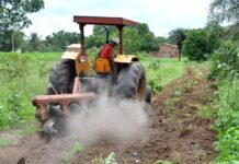 Brasil e China confirmam fábrica de tratores voltada à agricultura familiar no Rio de Janeiro Fábrica de tratores chinesa será instalada em Maricá / RJ