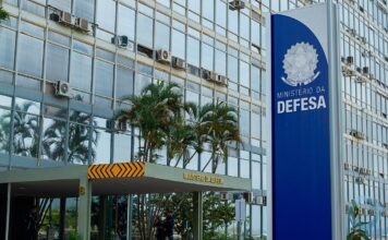 Suposta base chinesa na Bahia gera pressão por explicações do governo brasileiro Ministério da defesa