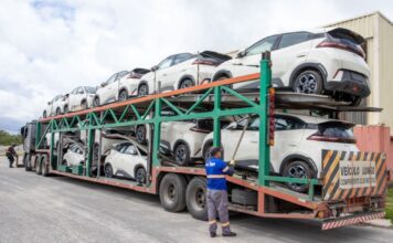 Fábrica da BYD na Bahia projeta exportação e já soma pedidos de 100 mil veículos BYD em Camaçari recebe pedidos de 100 mil veículos para exportação