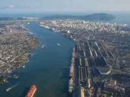 Santos e palestras sobre China