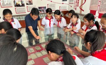 Escolas do Distrito de Mudan, Heze, promovem atividades temáticas em celebração do 105.º aniversário da fundação do Partido Comunista da China
