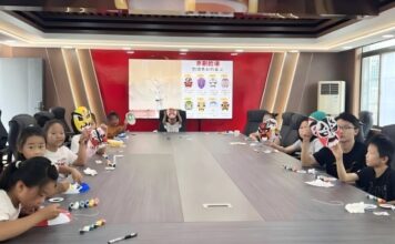 Gaozhuang promove oficina de cultura chinesa e patrimônio imaterial para filhos de trabalhadores